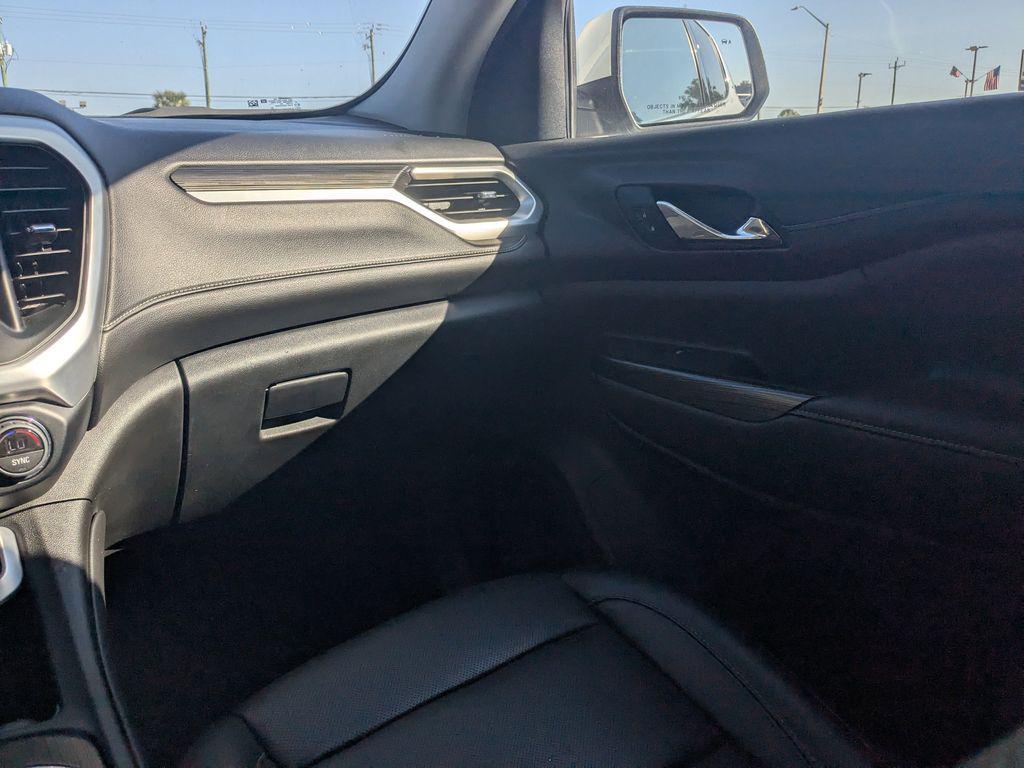 used 2023 GMC Acadia car, priced at $22,669