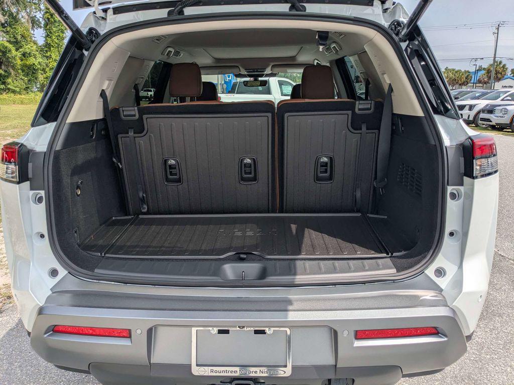 new 2026 Nissan Pathfinder car, priced at $52,120