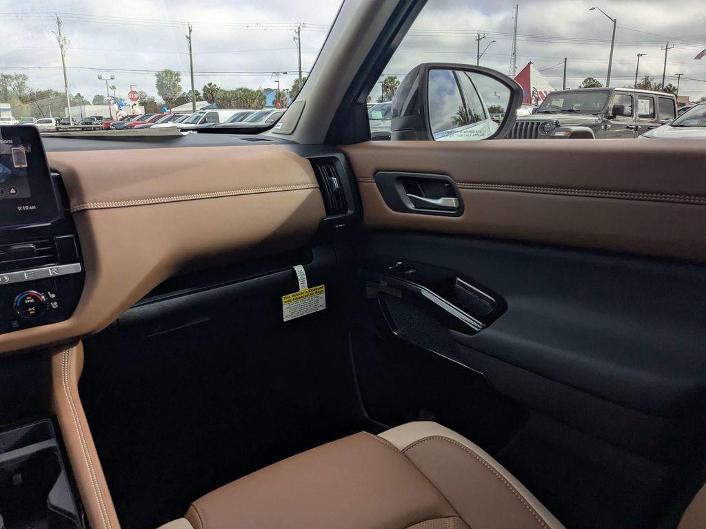 new 2026 Nissan Pathfinder car, priced at $48,647