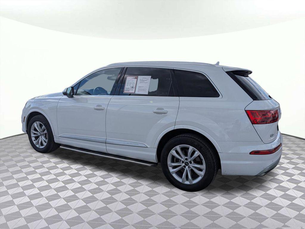 used 2018 Audi Q7 car, priced at $19,461