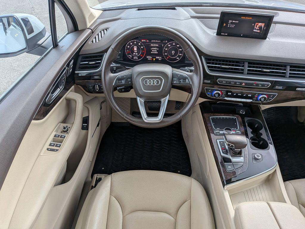 used 2018 Audi Q7 car, priced at $19,461