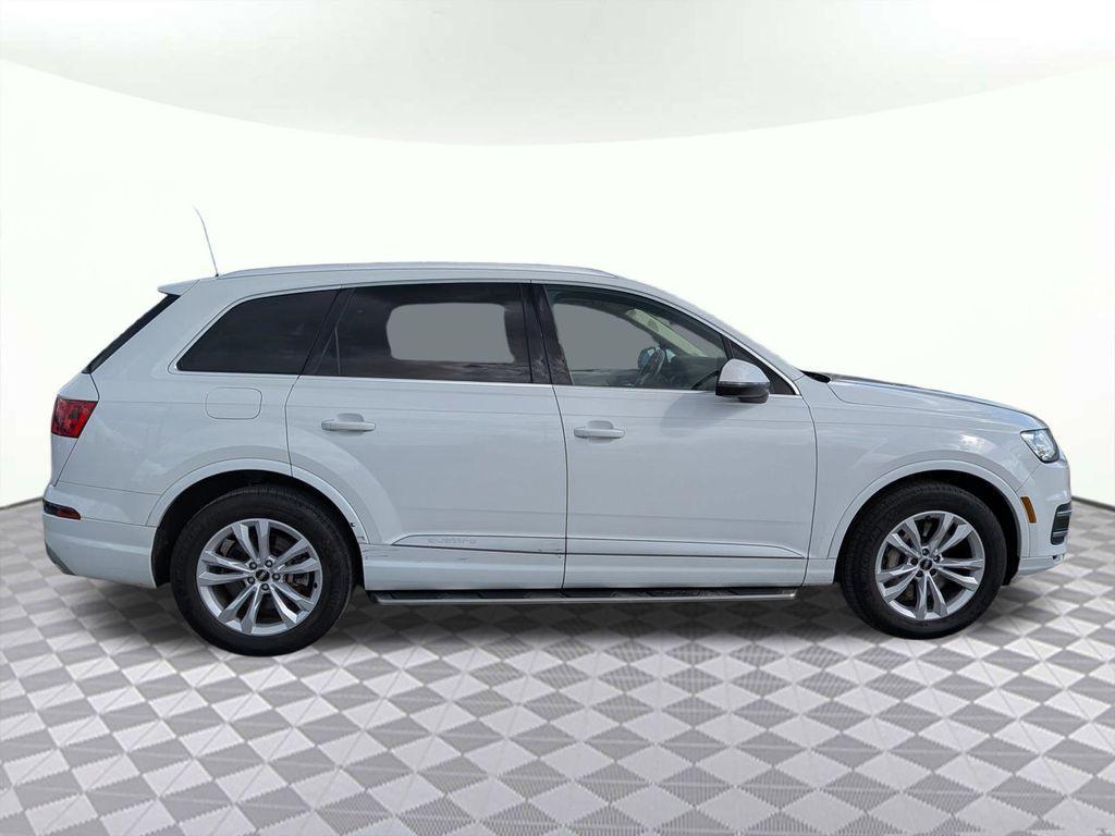 used 2018 Audi Q7 car, priced at $19,461
