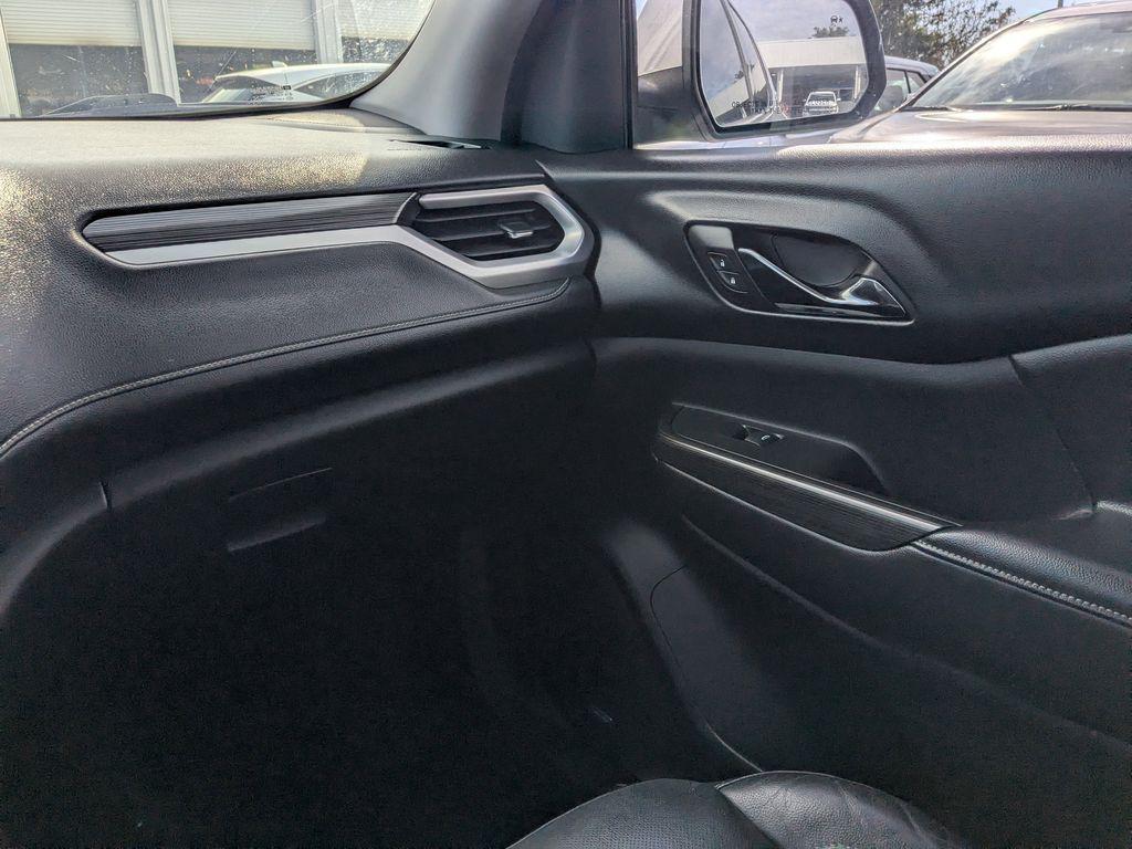 used 2017 GMC Acadia car, priced at $9,999