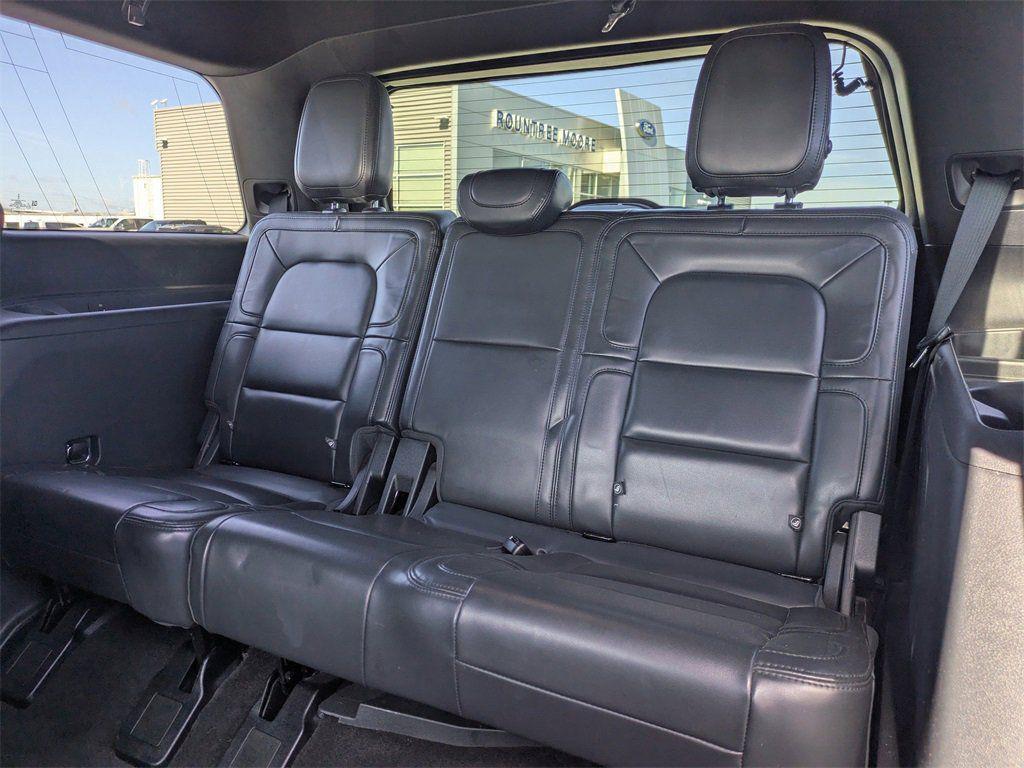 used 2022 Lincoln Navigator car, priced at $38,989