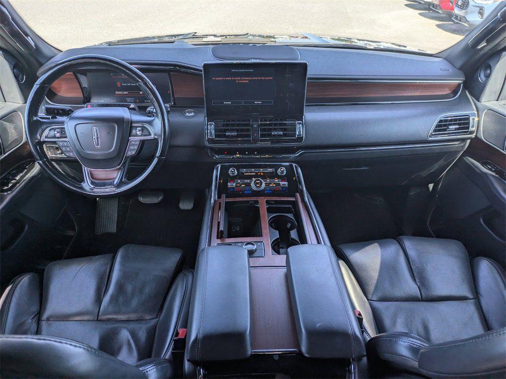 used 2022 Lincoln Navigator car, priced at $38,989