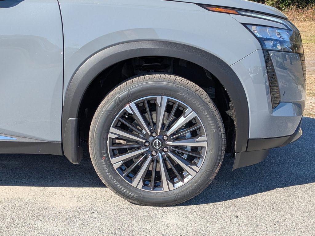 new 2026 Nissan Pathfinder car, priced at $47,271