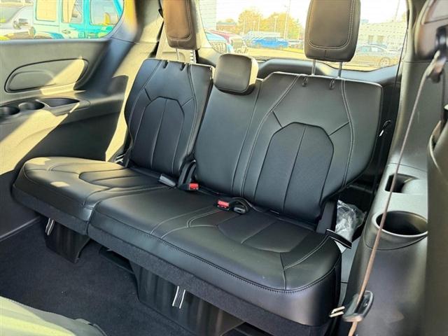 new 2026 Chrysler Pacifica car, priced at $45,690