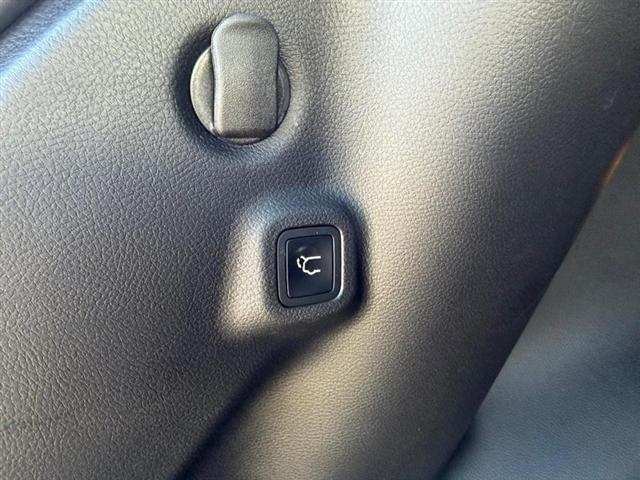 new 2026 Jeep Compass car, priced at $35,390