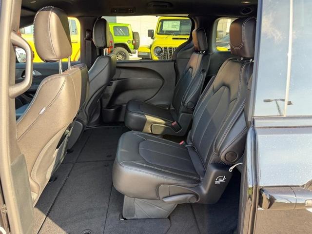 new 2026 Chrysler Pacifica car, priced at $45,690