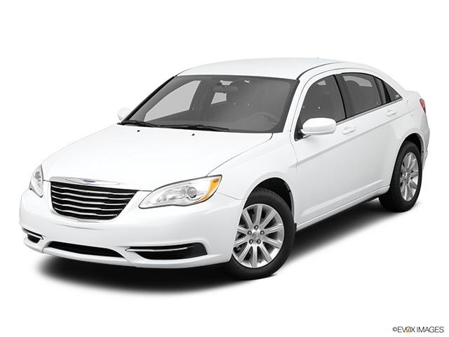 new 2011 Chrysler 200 car