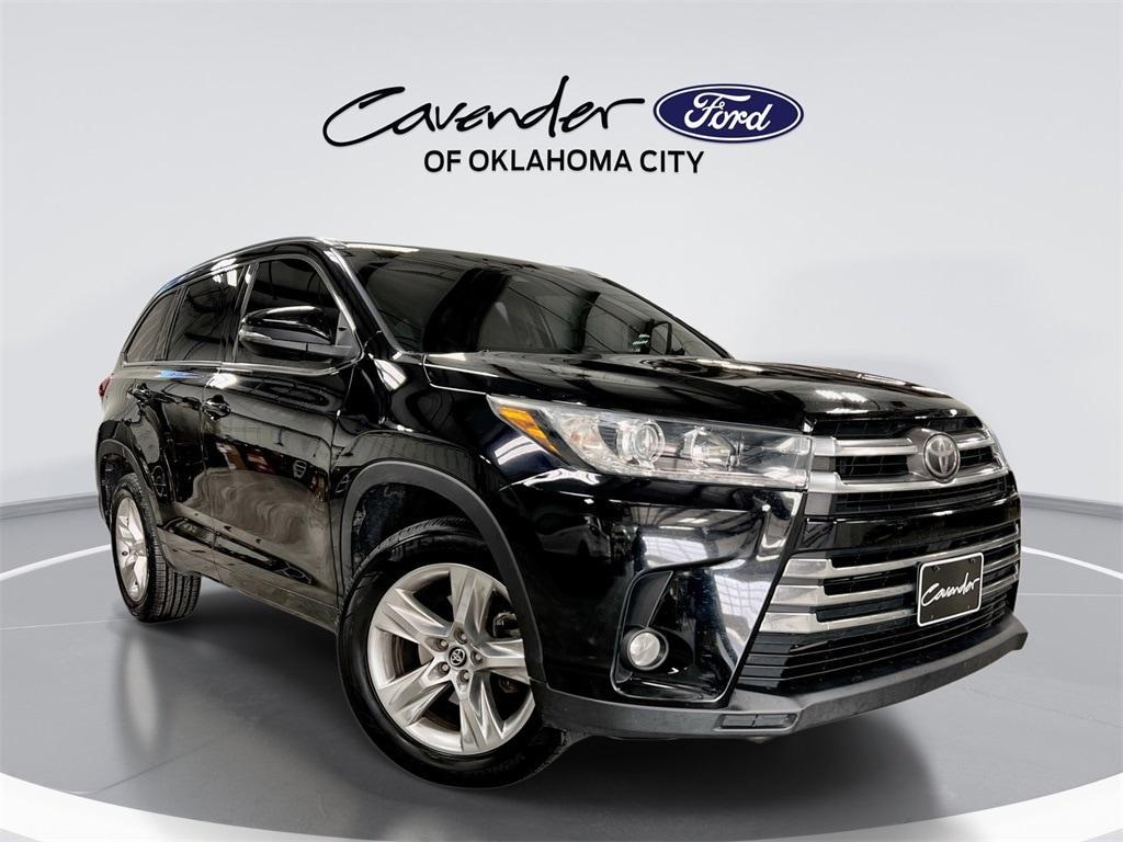 used 2018 Toyota Highlander car, priced at $21,993