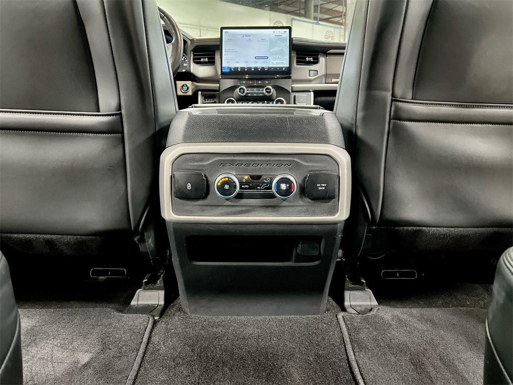 used 2023 Ford Expedition car, priced at $44,521