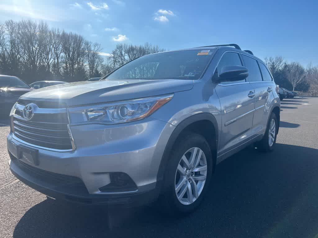 used 2015 Toyota Highlander car, priced at $18,498