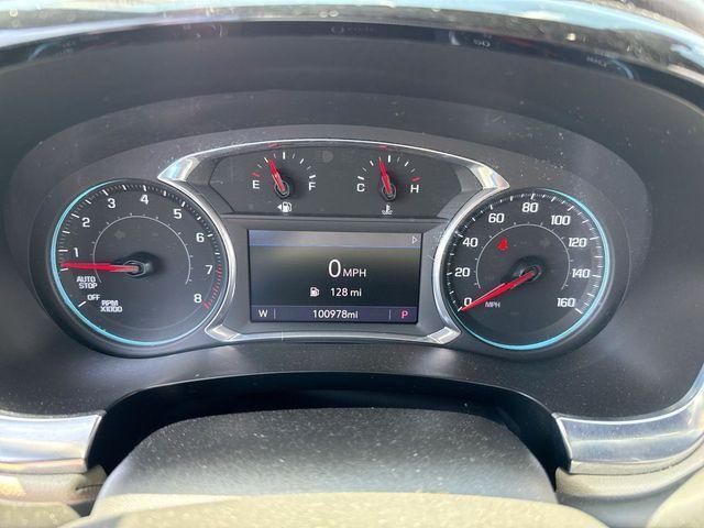 used 2022 Chevrolet Traverse car, priced at $23,389