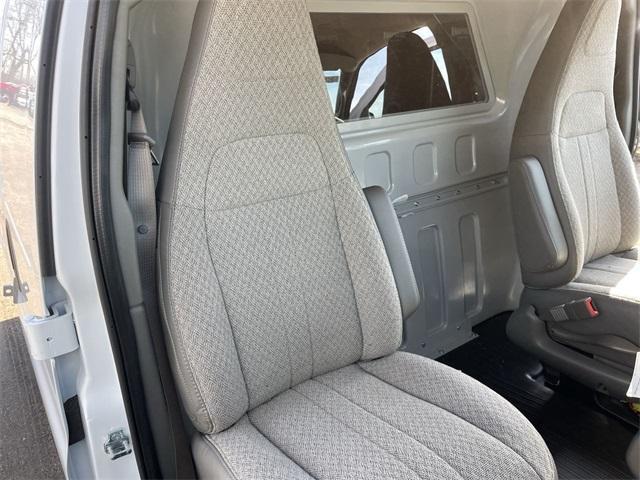 new 2024 GMC Savana 2500 car, priced at $50,837