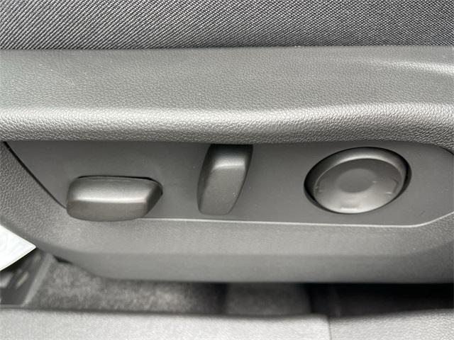 new 2026 Buick Envision car, priced at $47,795