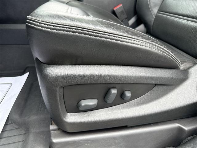 used 2020 GMC Yukon car, priced at $38,990