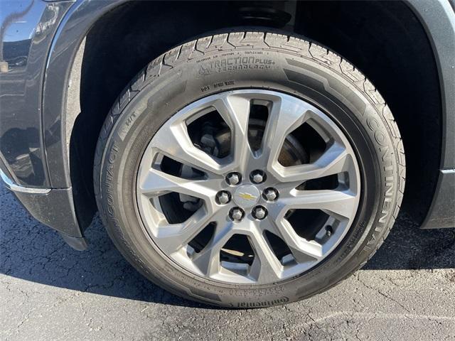 used 2018 Chevrolet Traverse car, priced at $13,490