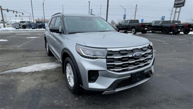 used 2025 Ford Explorer car, priced at $37,981
