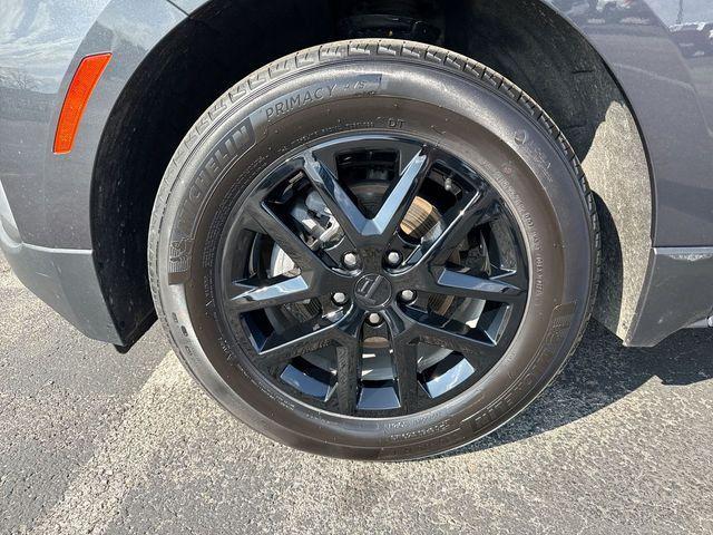 used 2023 Chevrolet Equinox car, priced at $22,490