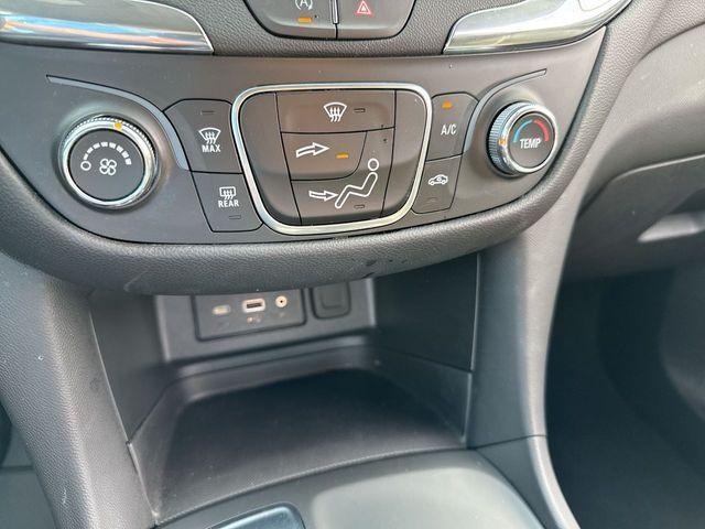 used 2023 Chevrolet Equinox car, priced at $22,490