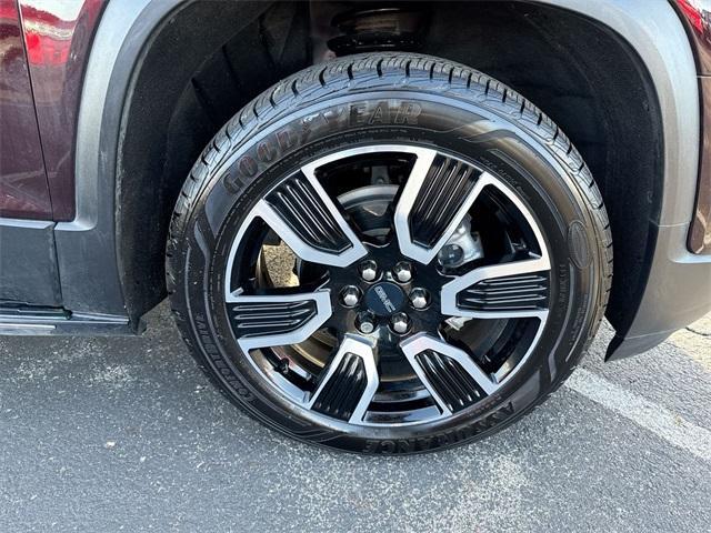 used 2021 GMC Acadia car, priced at $26,990