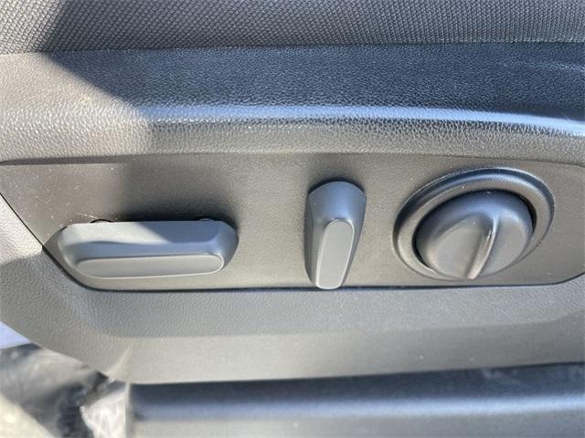 used 2021 Chevrolet Silverado 1500 car, priced at $33,991