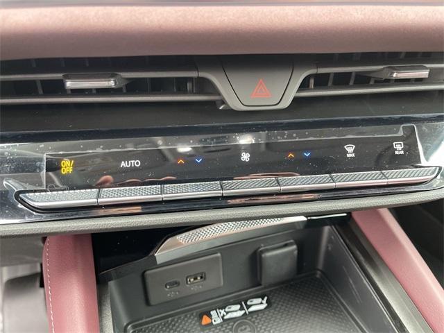 new 2026 Buick Envision car, priced at $48,395