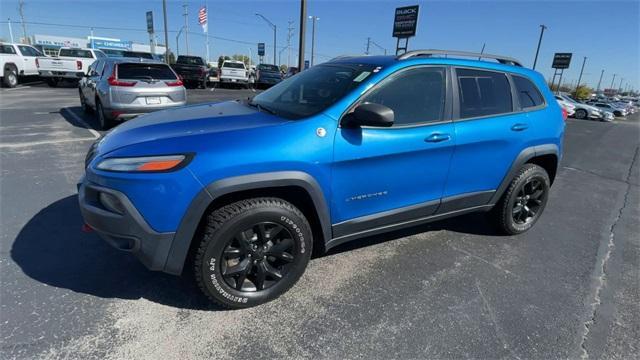 used 2017 Jeep Cherokee car, priced at $8,990