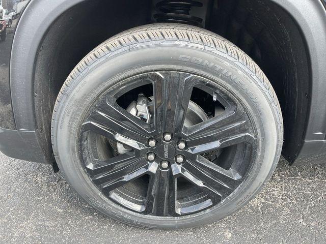 new 2026 GMC Acadia car, priced at $54,270