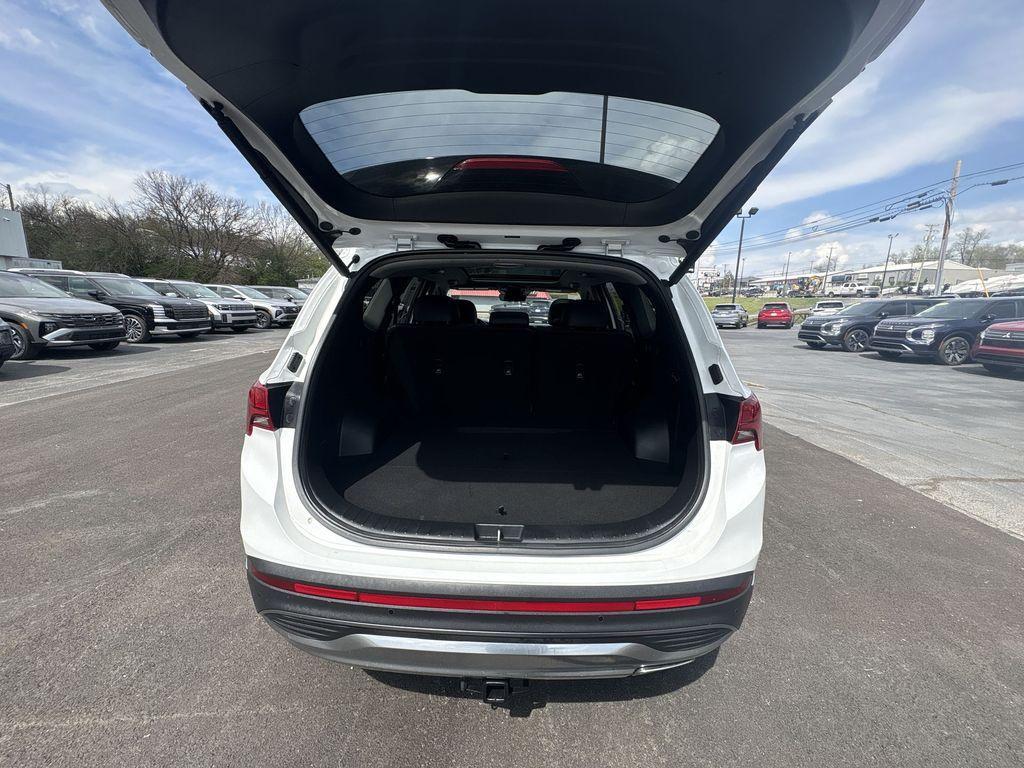 used 2022 Hyundai Santa Fe car, priced at $25,579