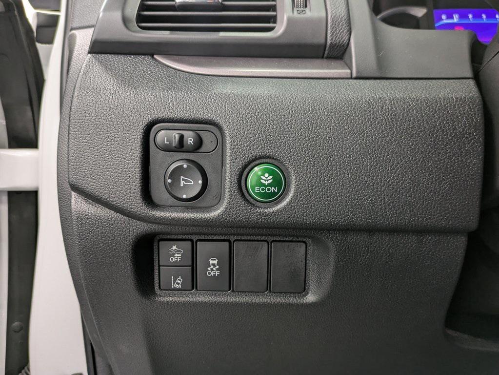 used 2022 Honda Pilot car, priced at $27,350