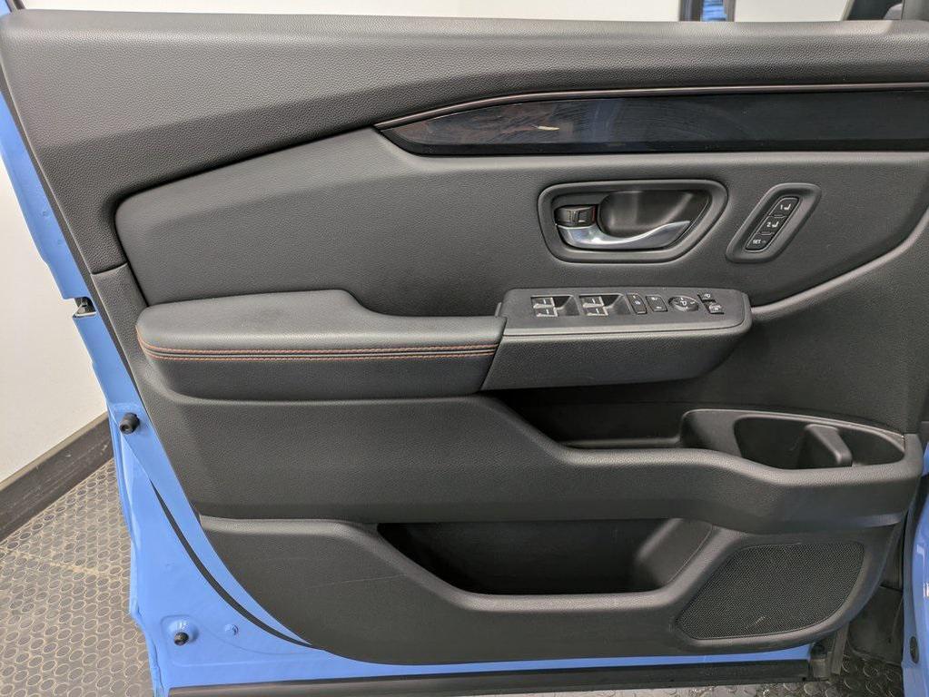 used 2023 Honda Pilot car, priced at $39,977