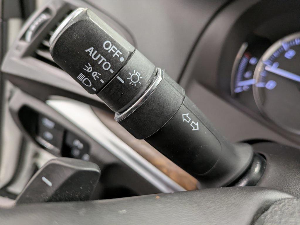 used 2019 Acura MDX car, priced at $25,171