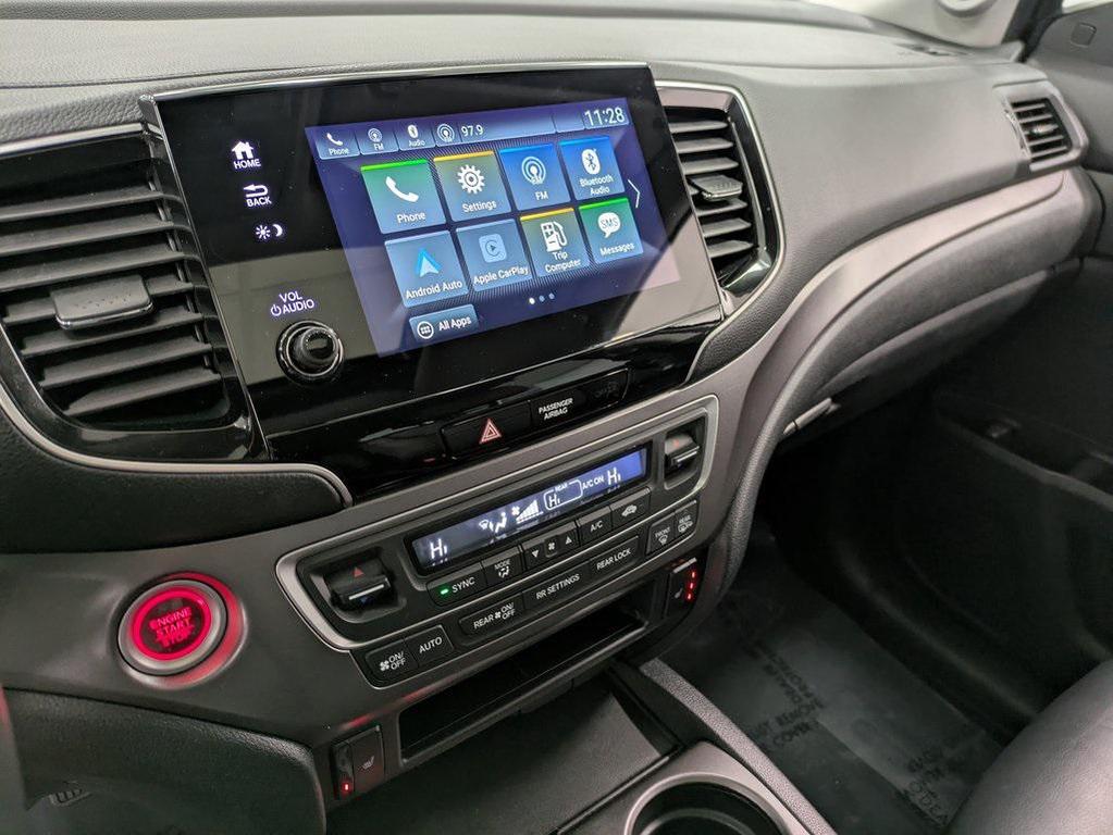 used 2022 Honda Pilot car, priced at $29,735