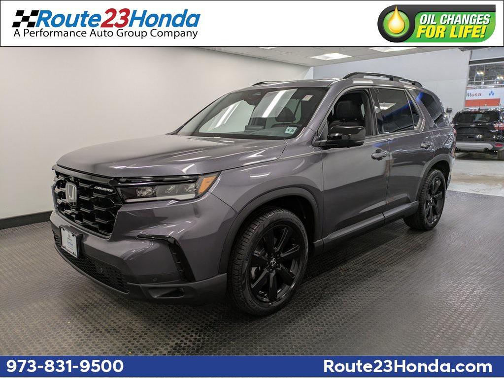 used 2025 Honda Pilot car, priced at $47,594