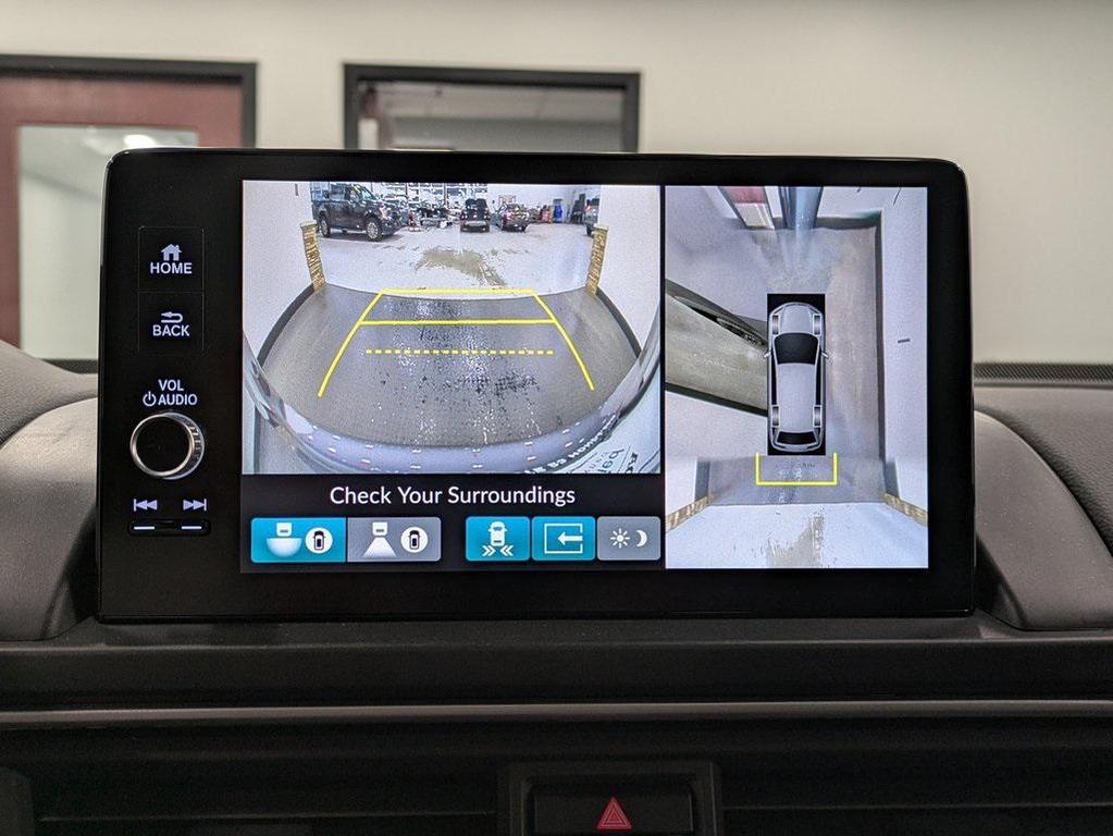 used 2025 Honda Pilot car, priced at $47,594