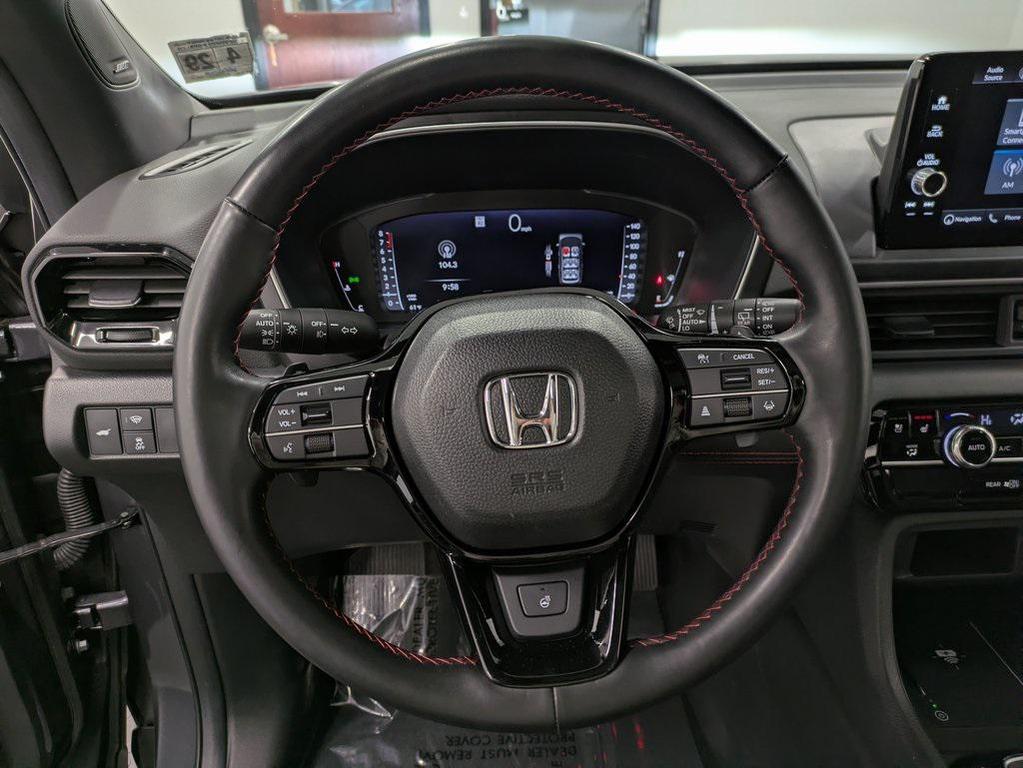 used 2025 Honda Pilot car, priced at $47,594