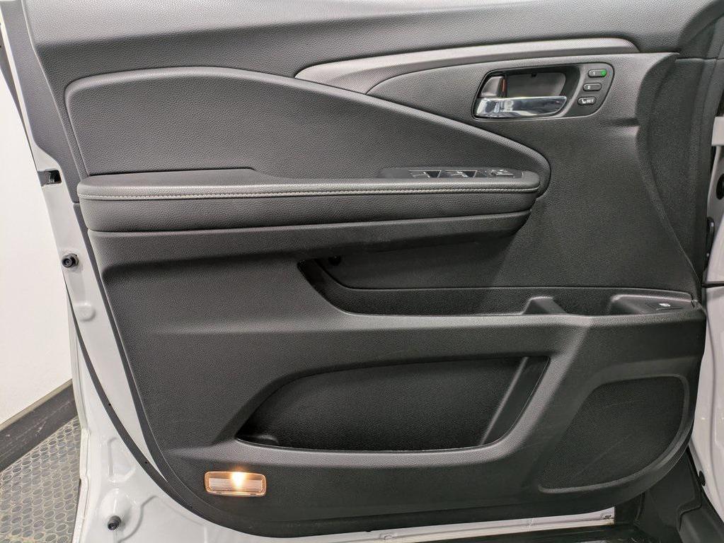 used 2023 Honda Ridgeline car, priced at $34,486