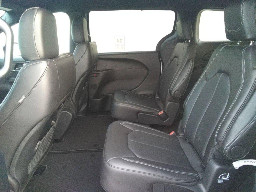 new 2026 Chrysler Pacifica car, priced at $45,477