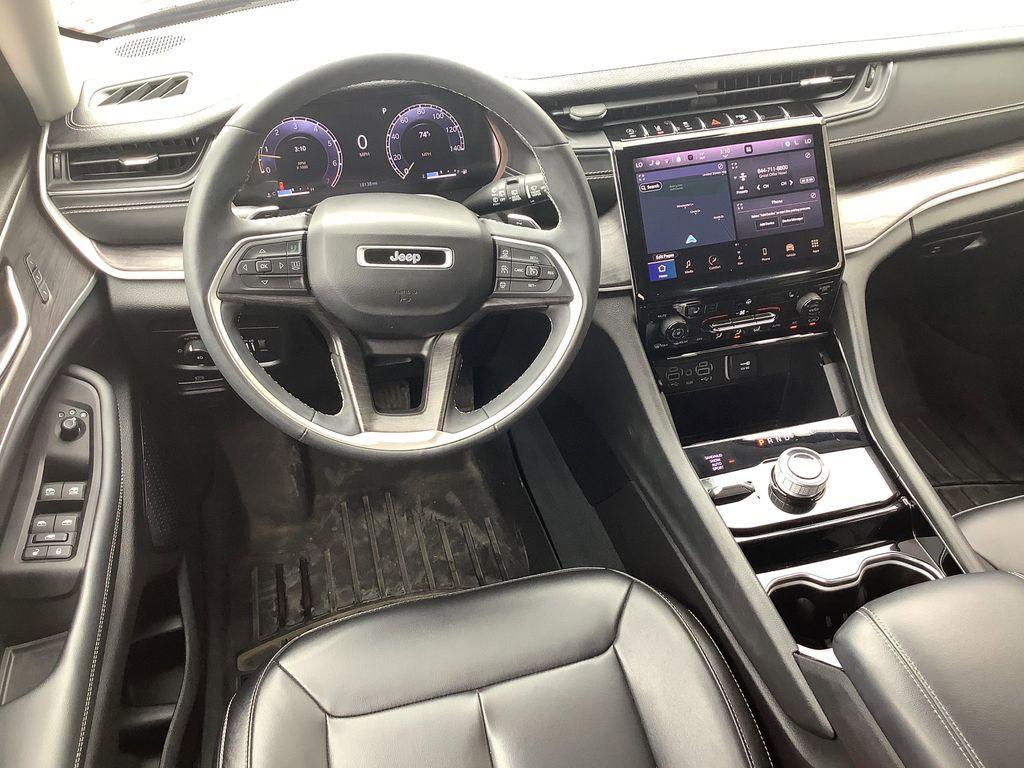 used 2023 Jeep Grand Cherokee car, priced at $32,975
