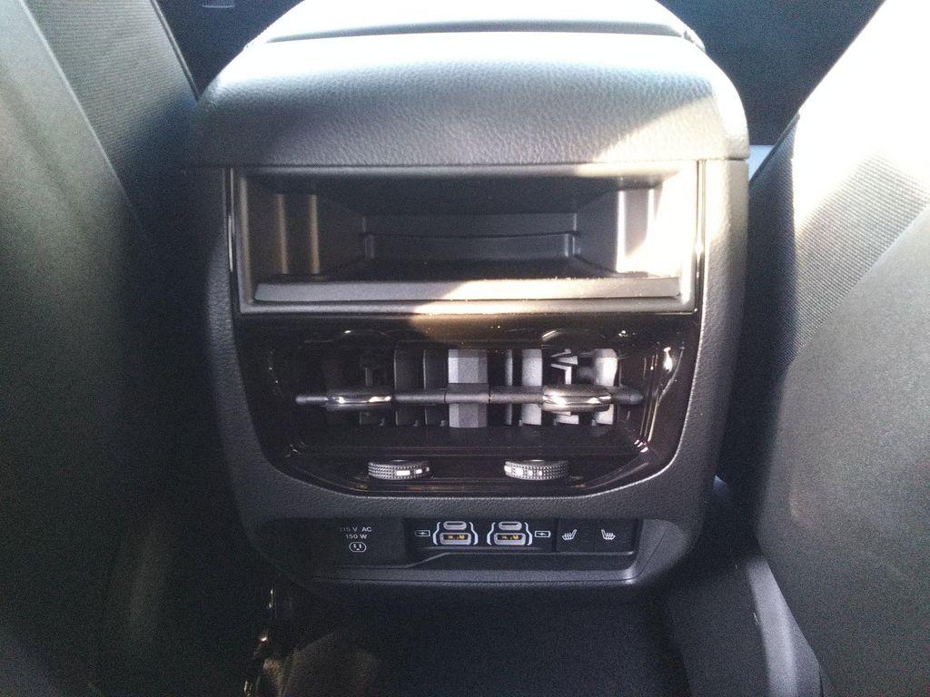 new 2025 Jeep Grand Cherokee car, priced at $47,477