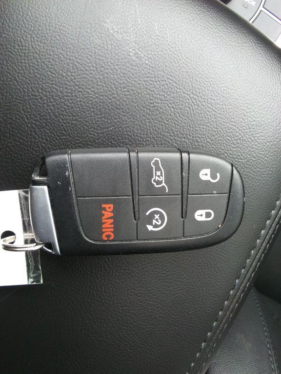 used 2021 Jeep Grand Cherokee car, priced at $24,975
