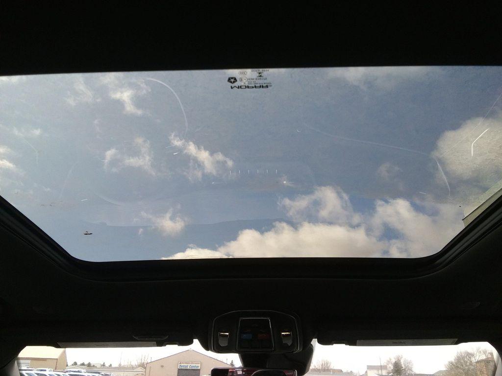 new 2026 Jeep Grand Cherokee L car, priced at $55,977