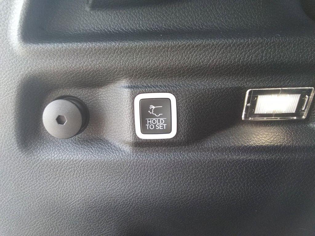 new 2026 Jeep Grand Cherokee L car, priced at $55,977