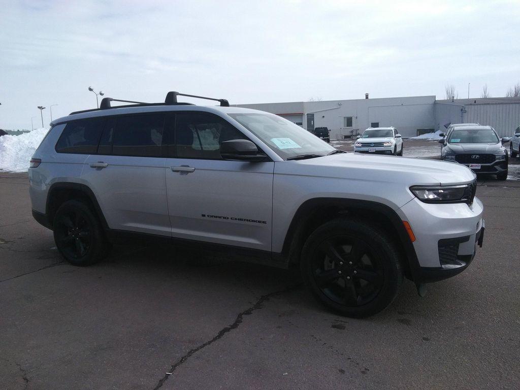 used 2023 Jeep Grand Cherokee L car, priced at $25,975