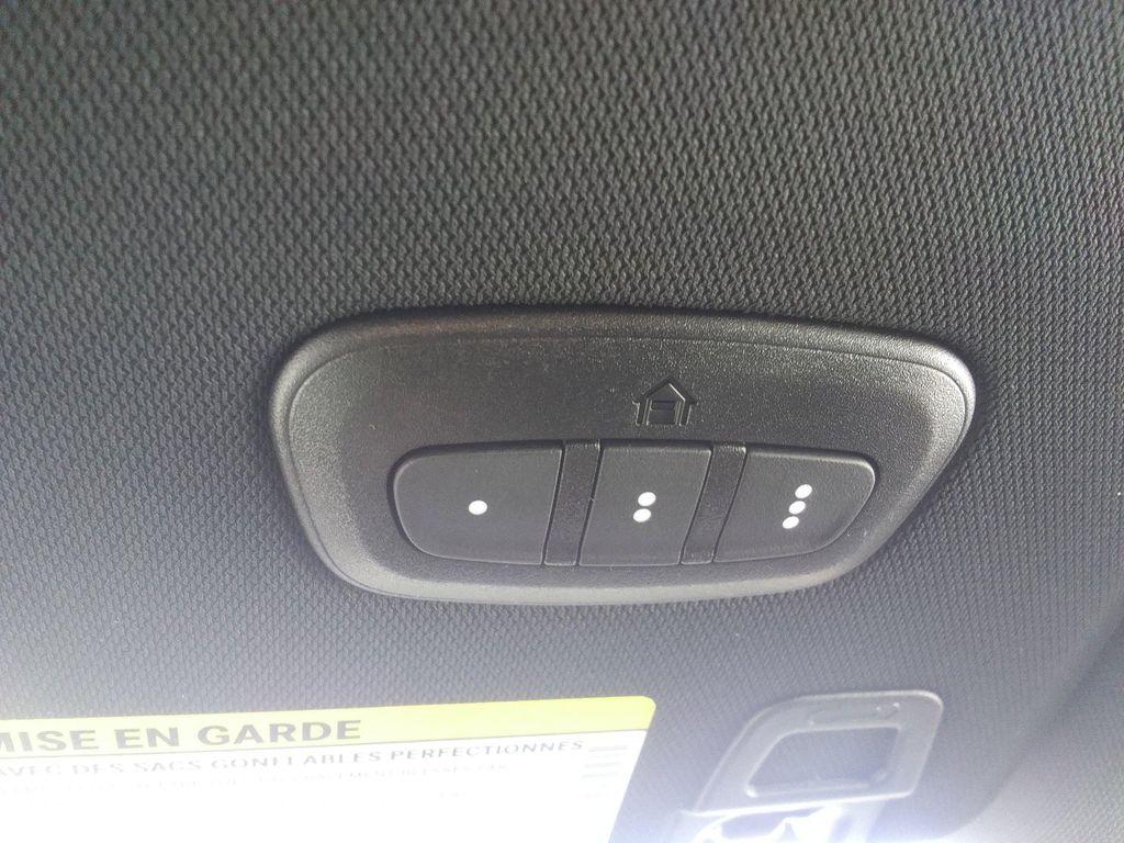 new 2025 Jeep Grand Cherokee L car, priced at $46,977