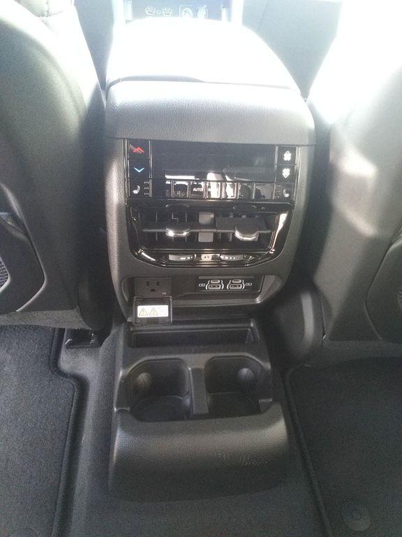 new 2025 Jeep Grand Cherokee L car, priced at $46,977