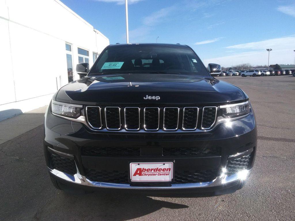 new 2025 Jeep Grand Cherokee L car, priced at $46,977