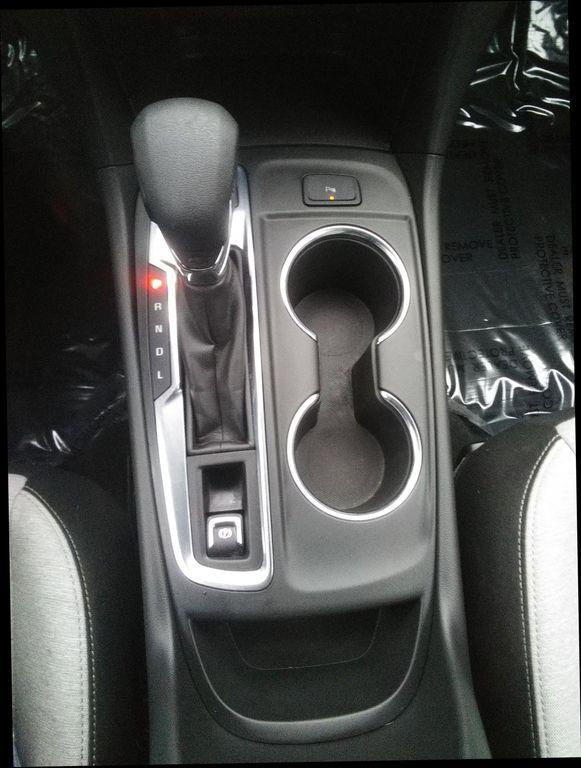 used 2023 Chevrolet Equinox car, priced at $17,925